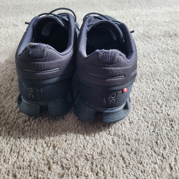 Womens On CLOUD Sneakers All Black - Picture 3 of 7